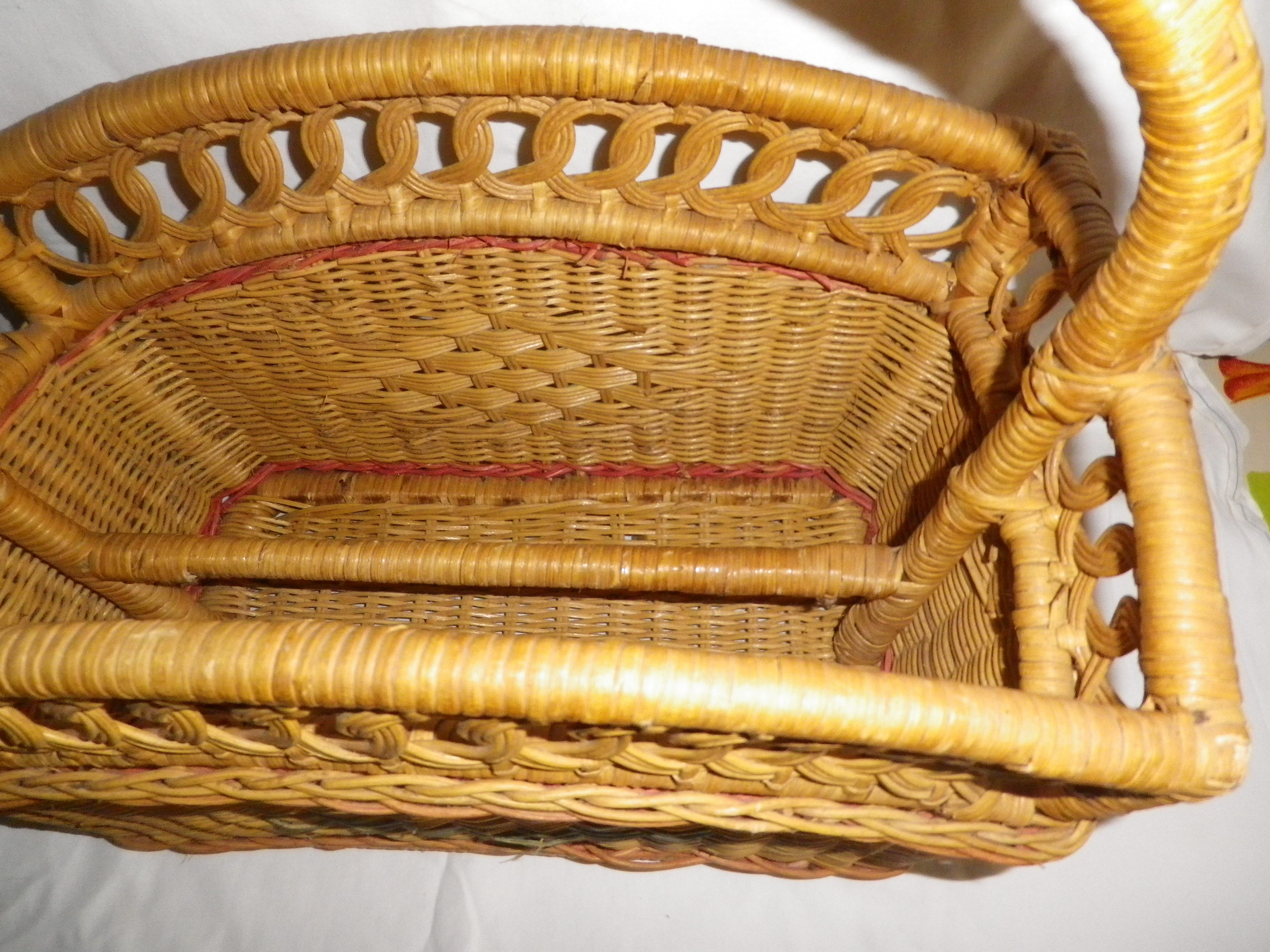 Rattan bamboo magazine holder