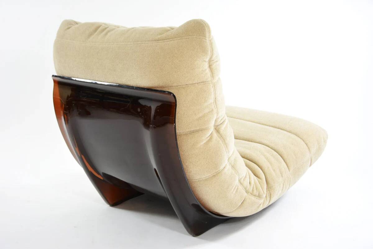 Chauffeuse et son repose-pied Marsala Ligne Roset beige clair