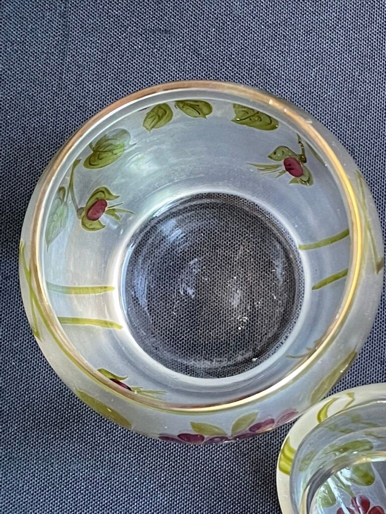 Non-selfish night service - art nouveau - hand-decorated satin blown crystal