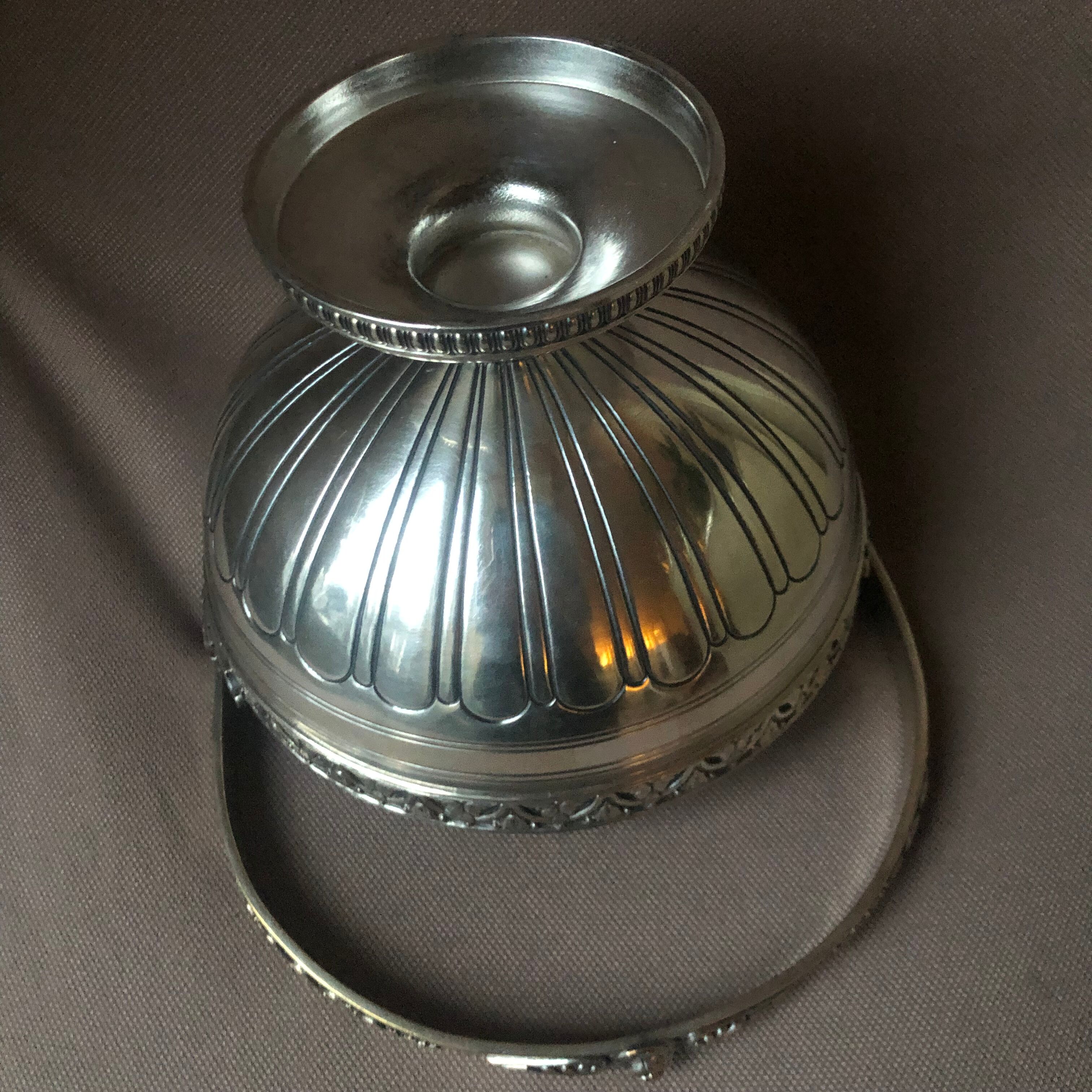 Silver metal empty pocket cup