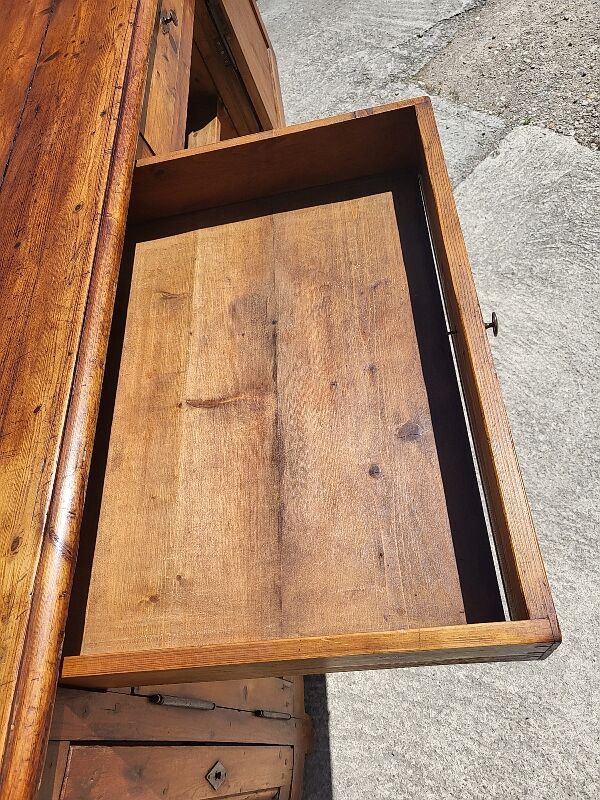 Row 4 doors 2 drawers in pitchpin xix th siecle