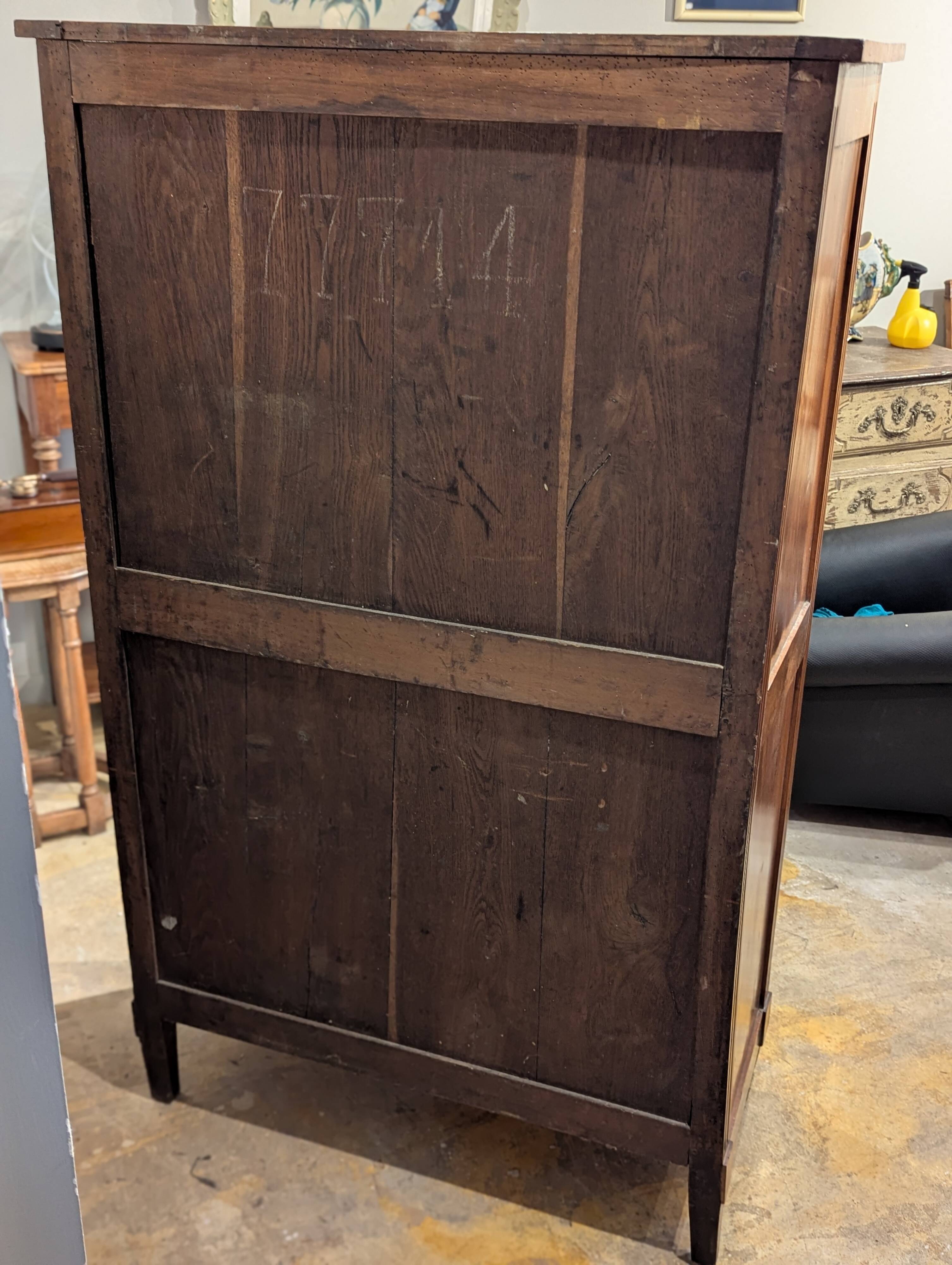 Late 19th century walnut chest of drawers