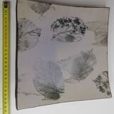 Plat en grès émaillé avec empreintes de feuilles de Tilleul, 27 cm