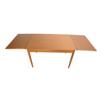 Mid-Century Danish Design Extendable Teak Dining Table, 1960s