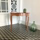 Table d'appoint en bois style Louis XV