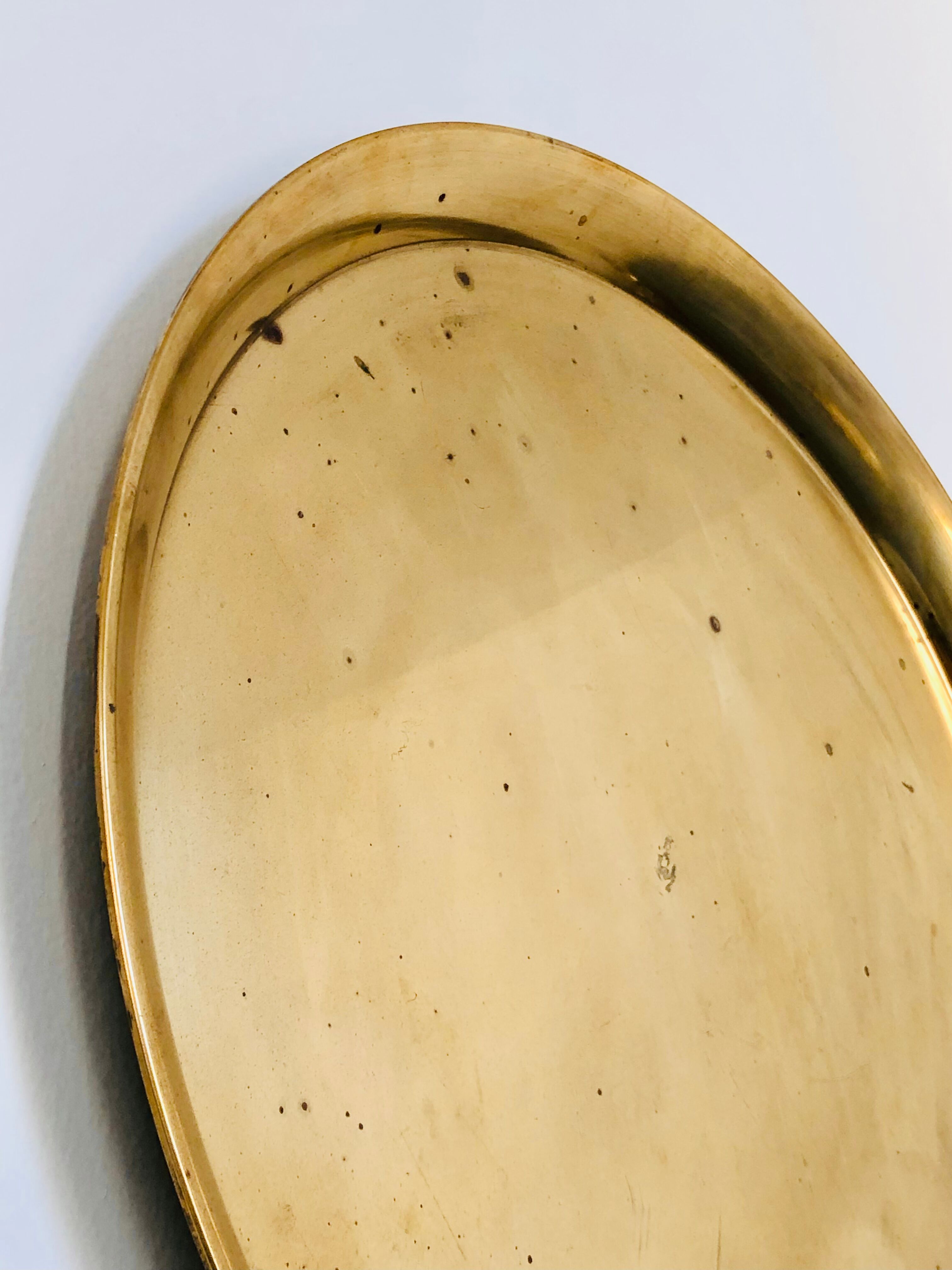 Vintage brass tray D57cm