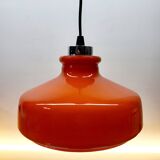 Suspension vintage en verre opalin orange avec finition chromée, années 60