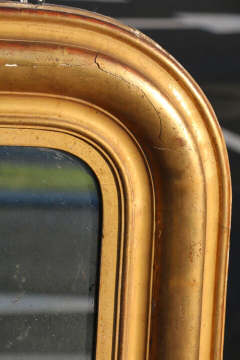 Golden 97x142cm mirror