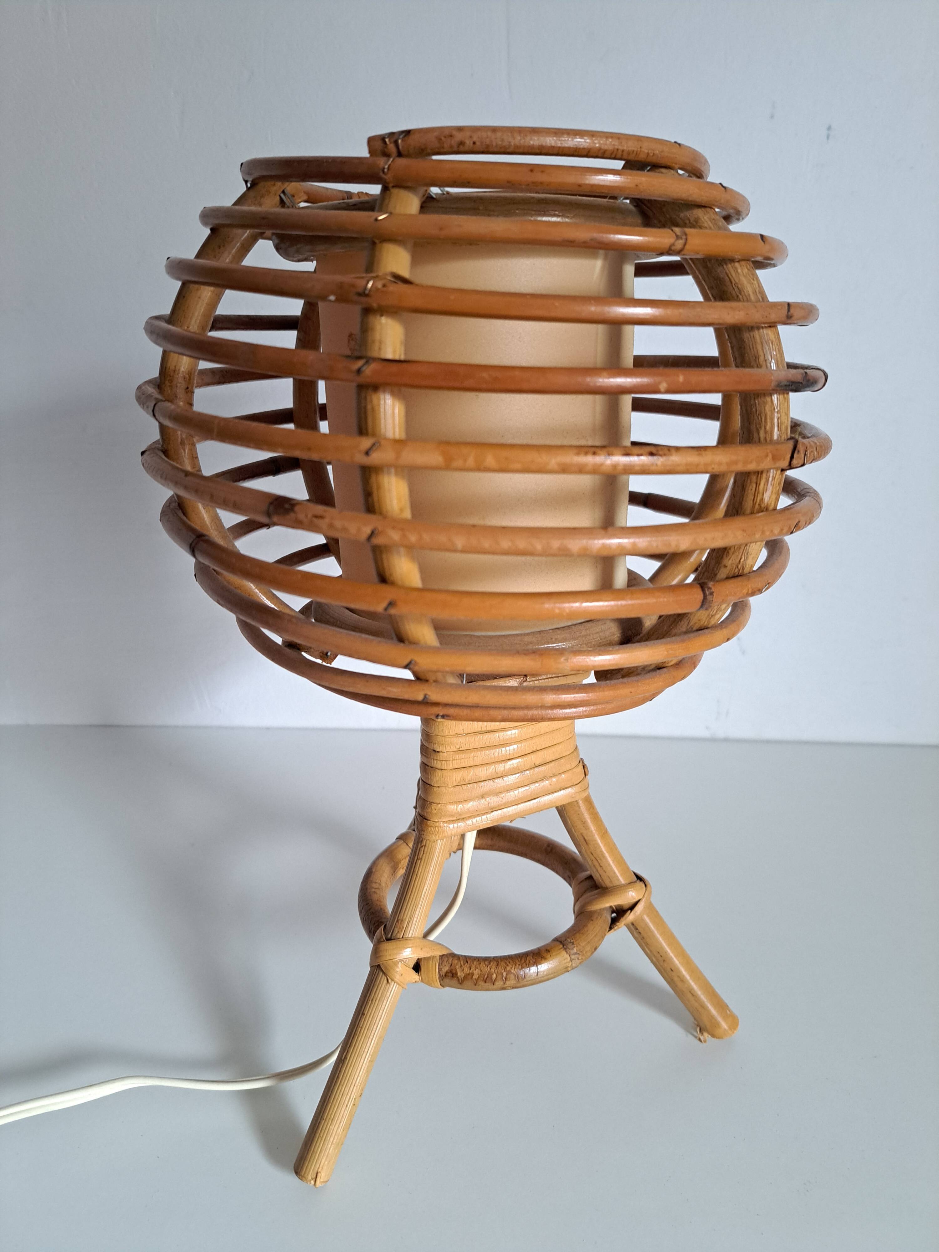 Bamboo bedside lamp