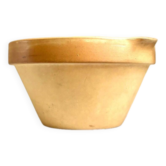 Small enameled stoneware bowl