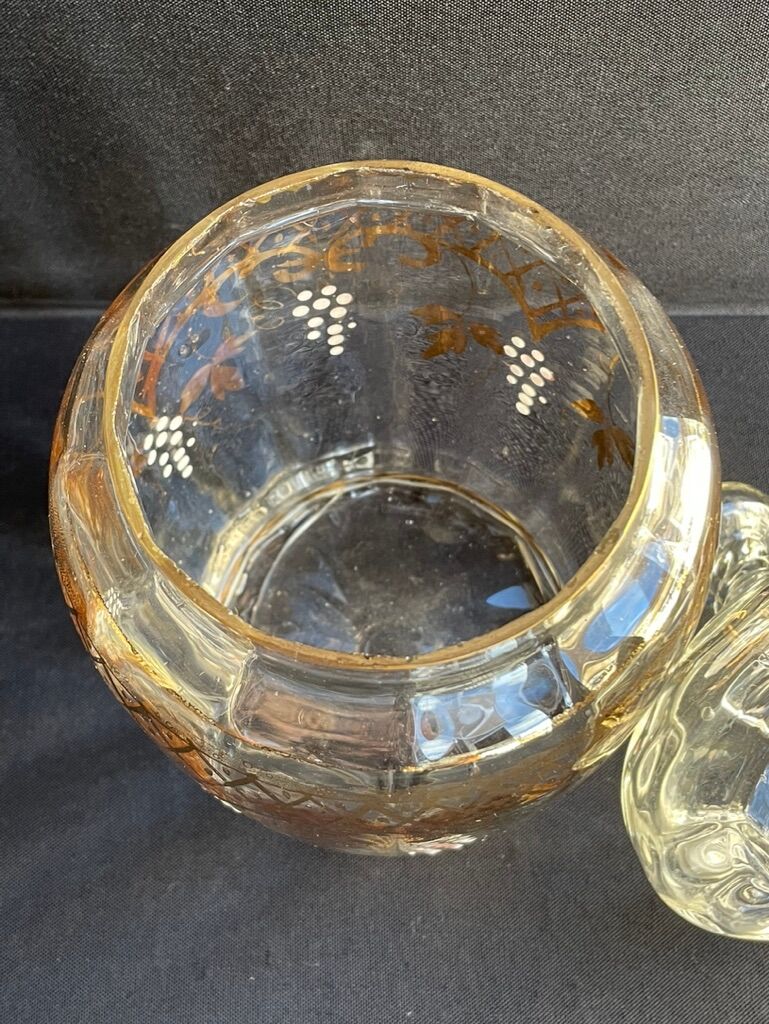 Covered pot called biscuitier