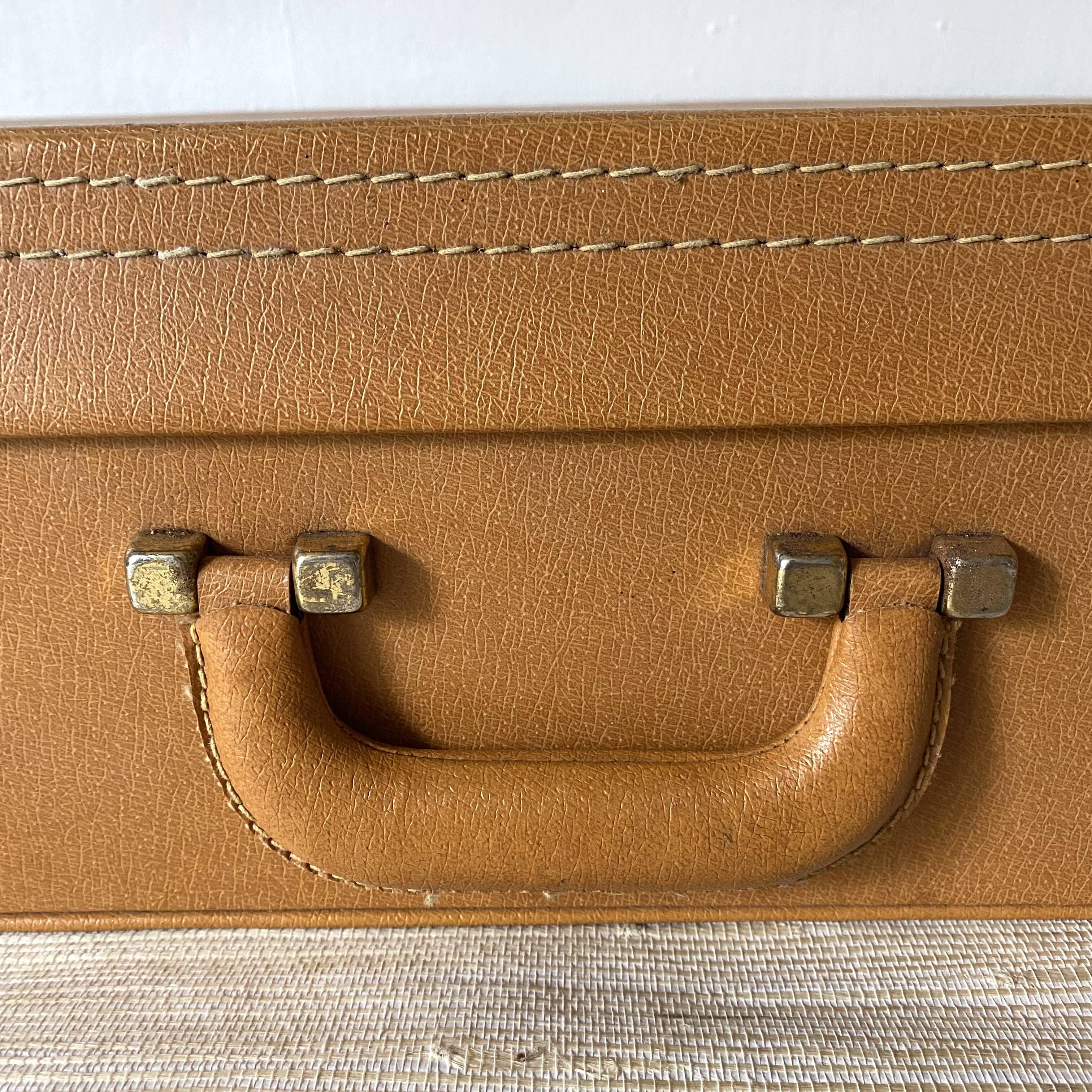 Valise vintage semi rigide 40X55