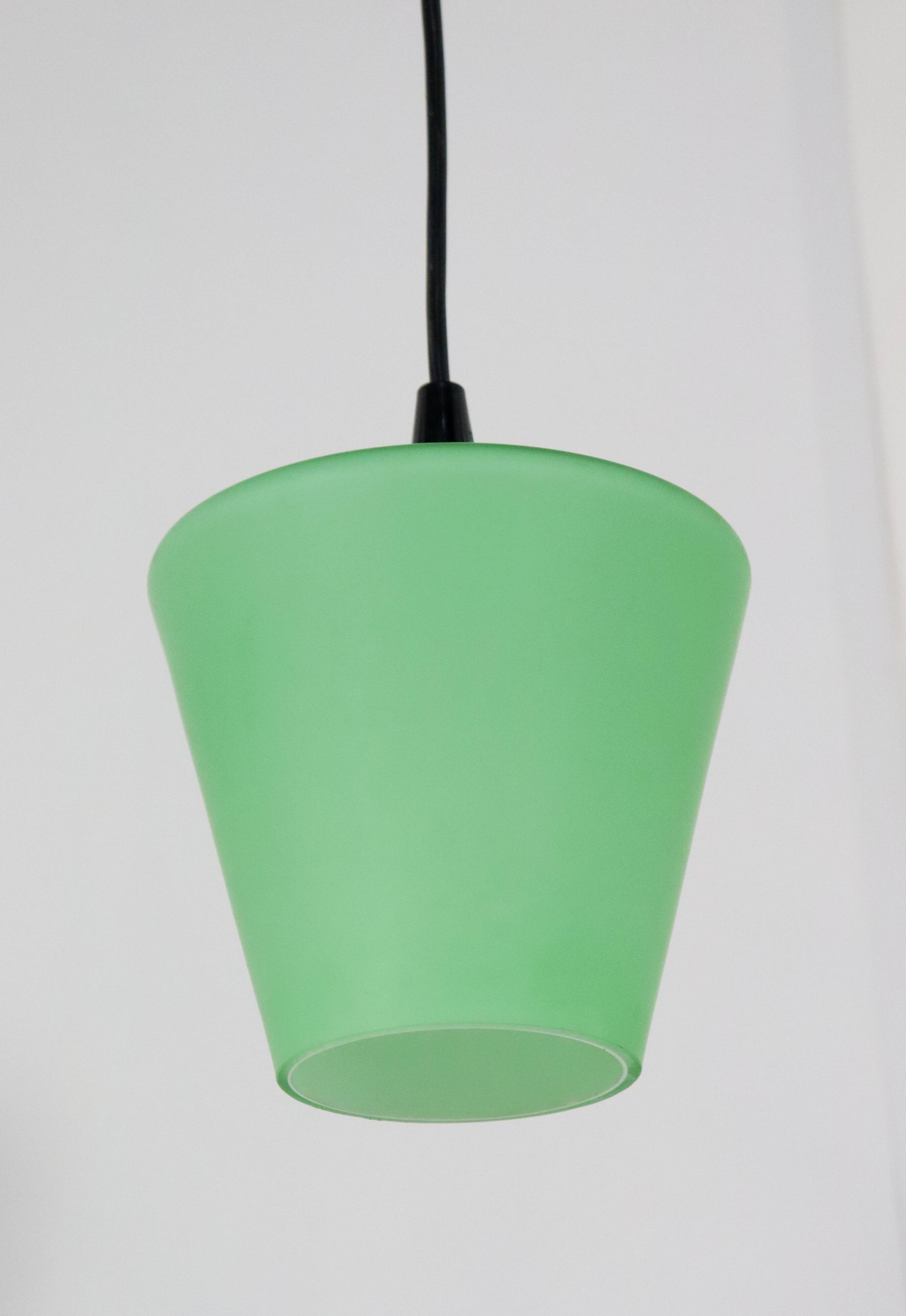 Lampe suspendue en verre vert