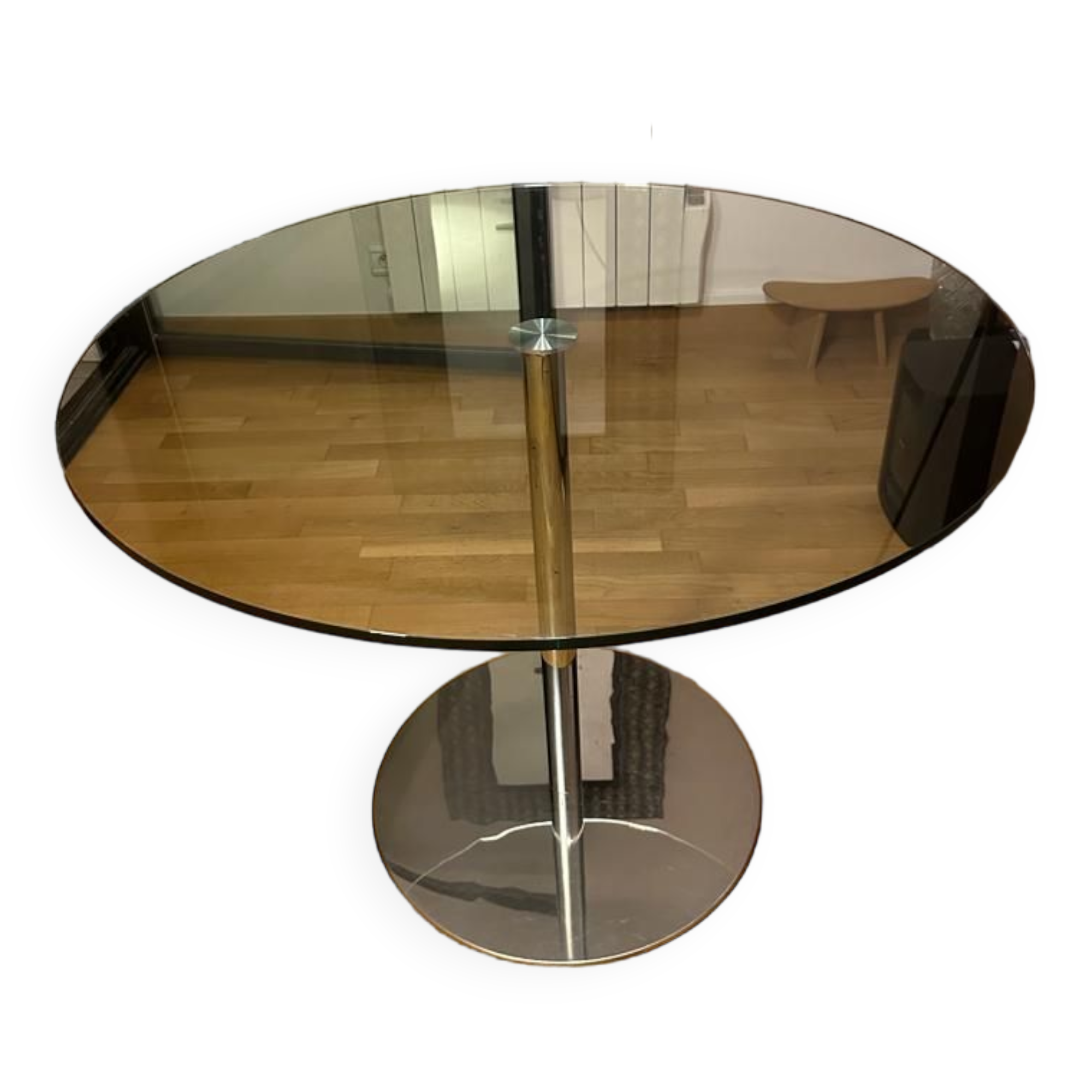 Habitat round table with glass top