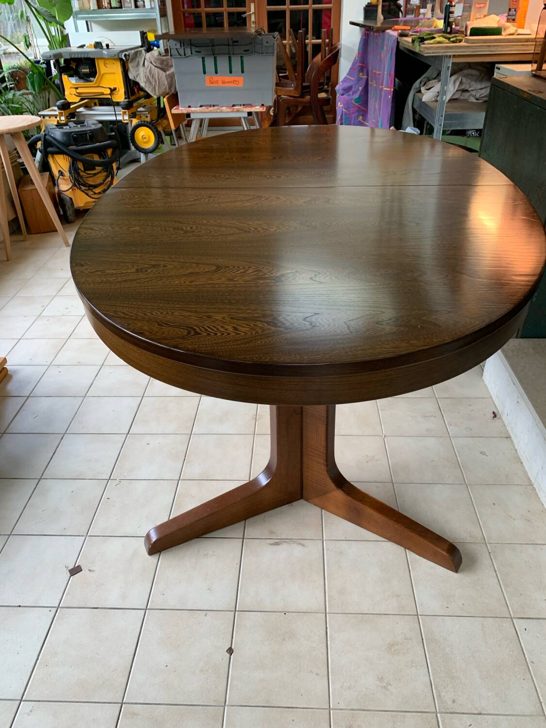 Baumann table and chair set