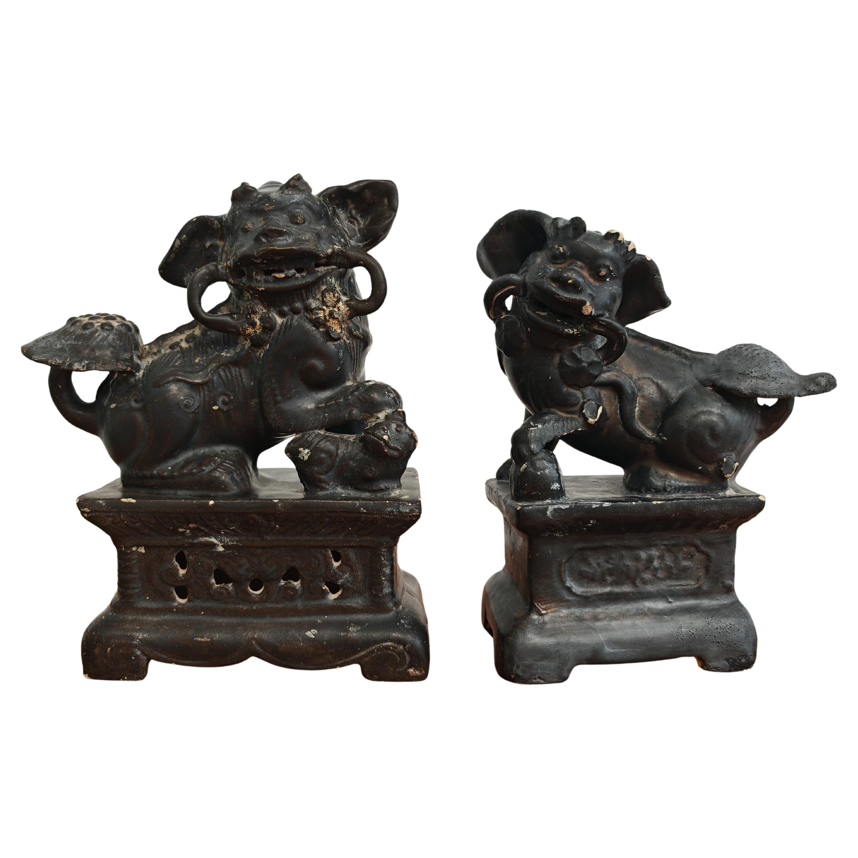 Pair of Foo Dogs in ceramic, 19th century
