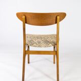 Set of six dining room chairs in teak and upholstered with light fabric, of danish design, 1960S
