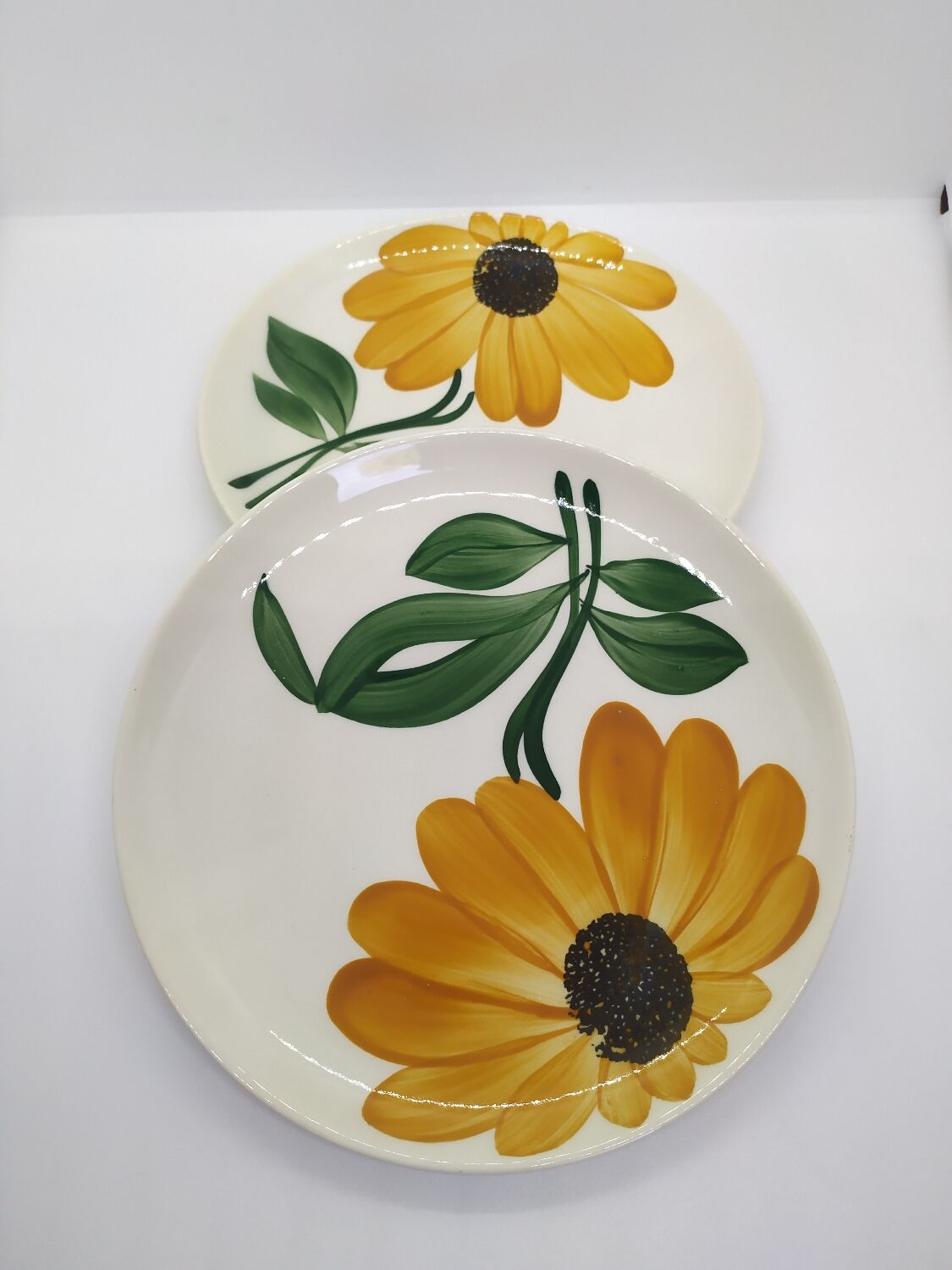Vintage Gien dessert plates