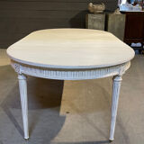 Table ronde patinée