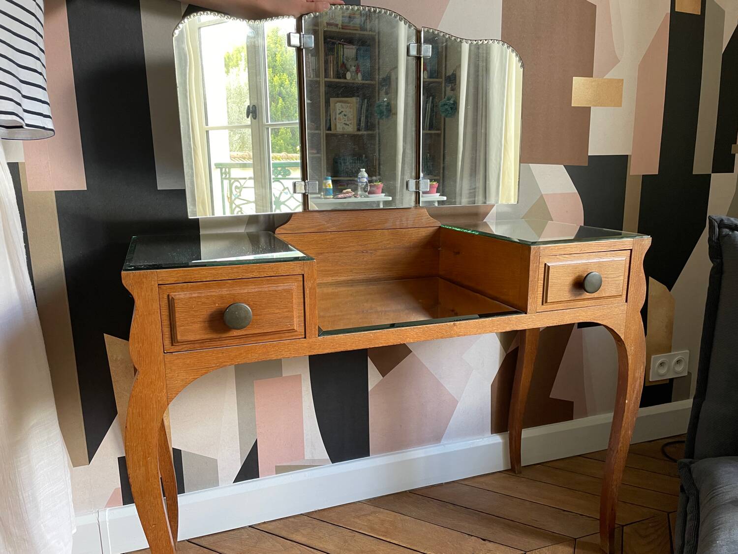 Mid-century hairdresser - triptych mirror