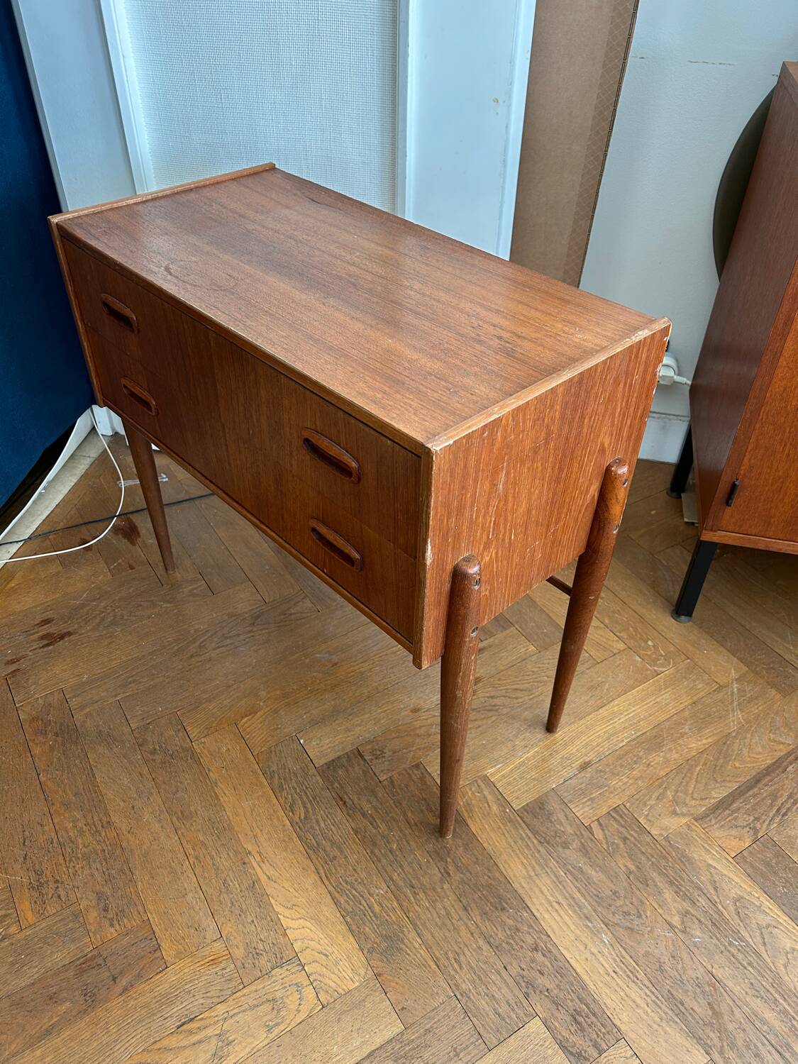 Table de chevet scandinave / petite commode scandinave vintage design