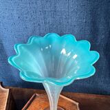 Pair of "tulip" soliflore vases in blue opaline glass – N period