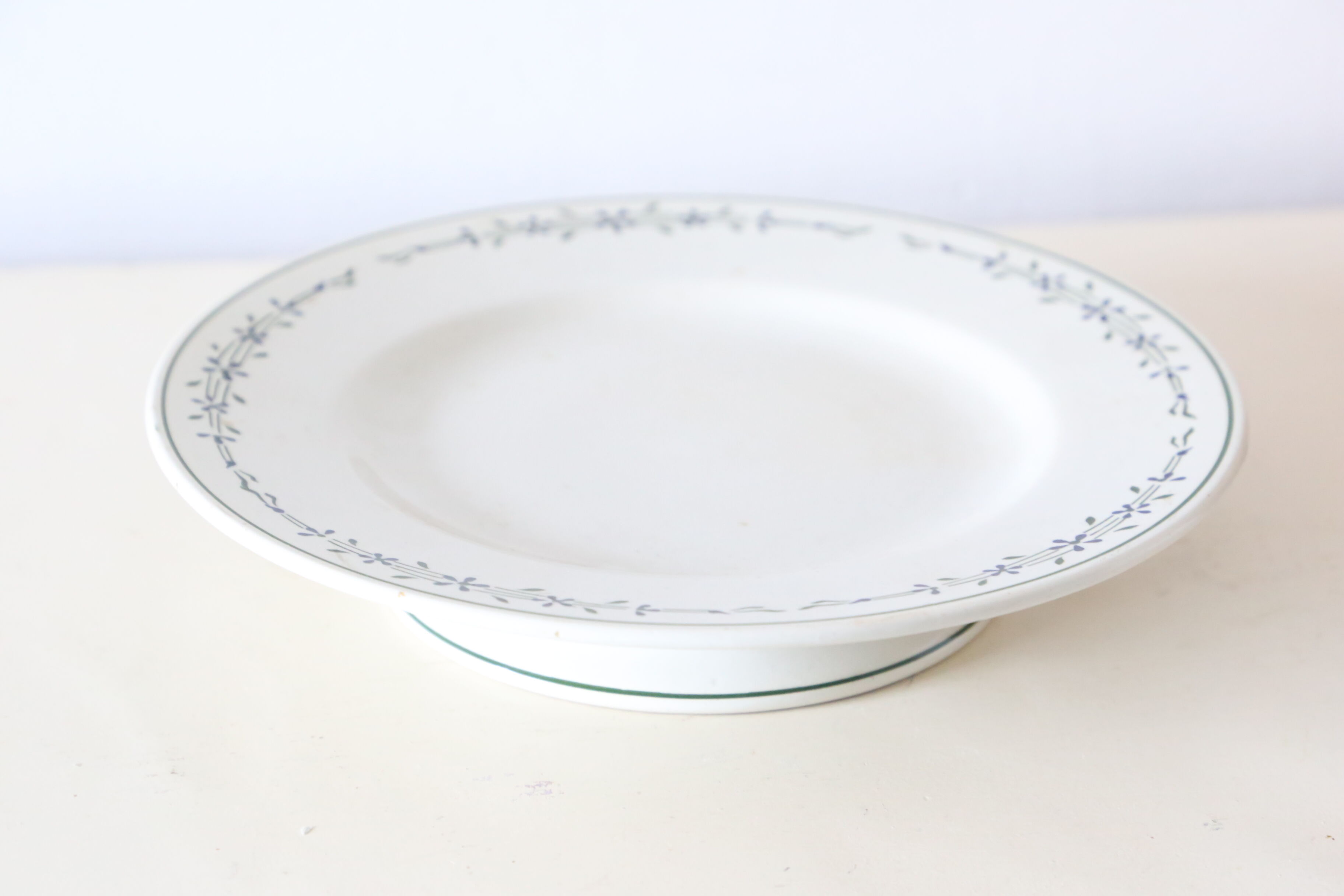 Plat serviteur sur piédouche, Niderviller, 1930