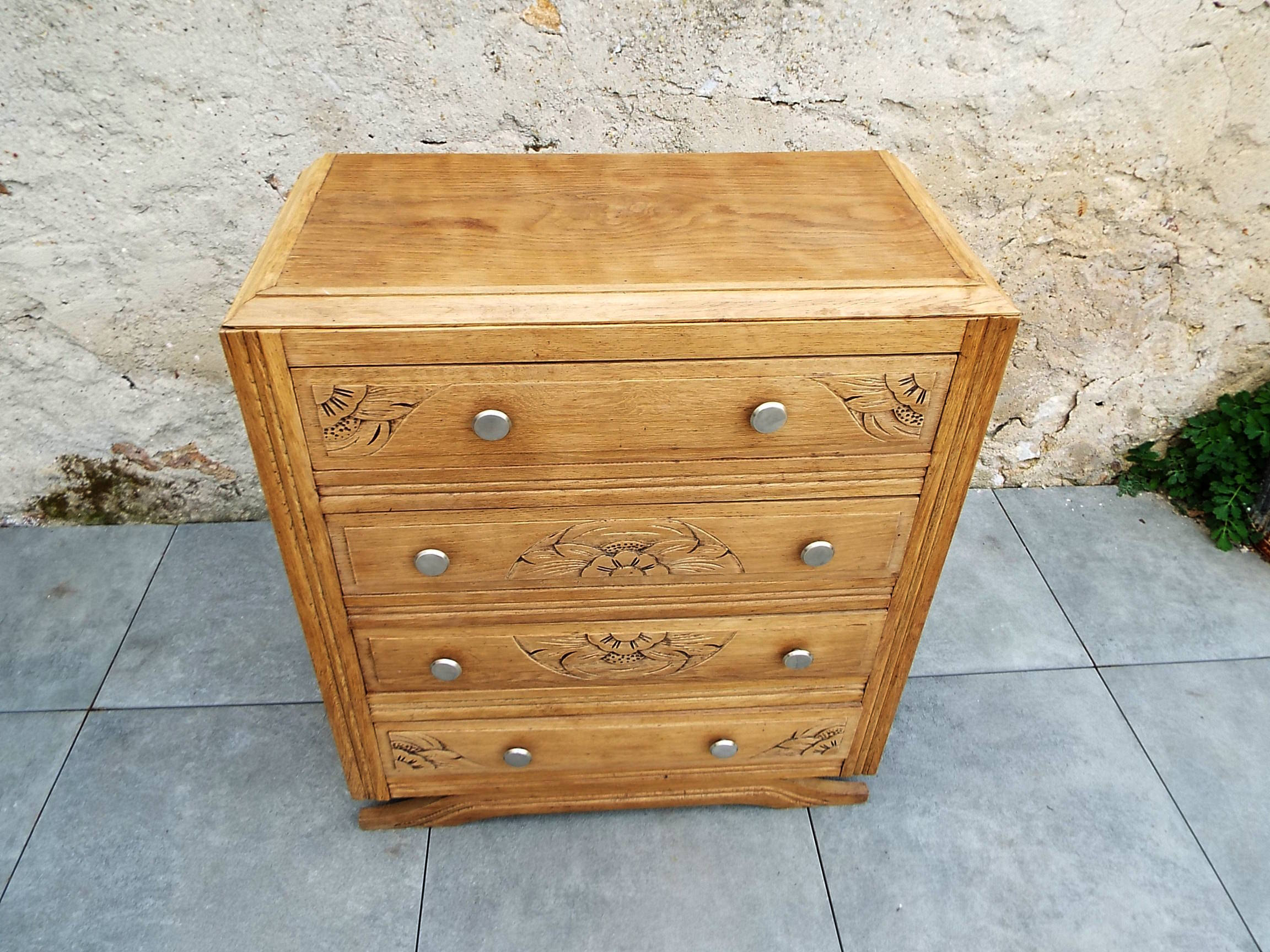 Art Deco style chest of drawers