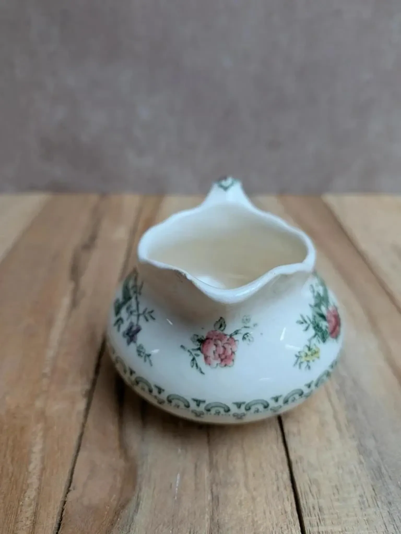 Vintage teapot and milk jug set Crown Ducal Chinese Garden – England