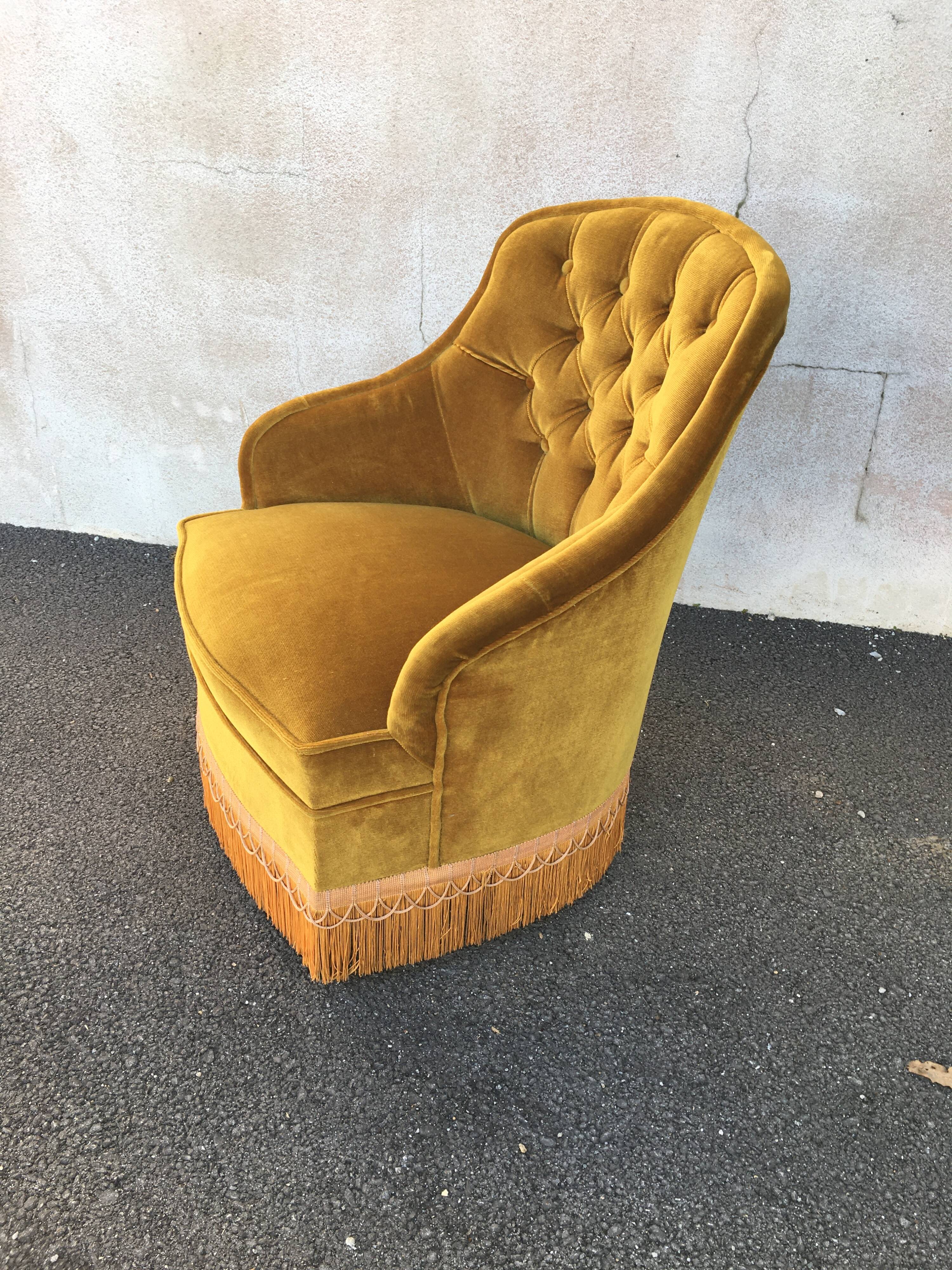 Vintage toad chair velvet gold