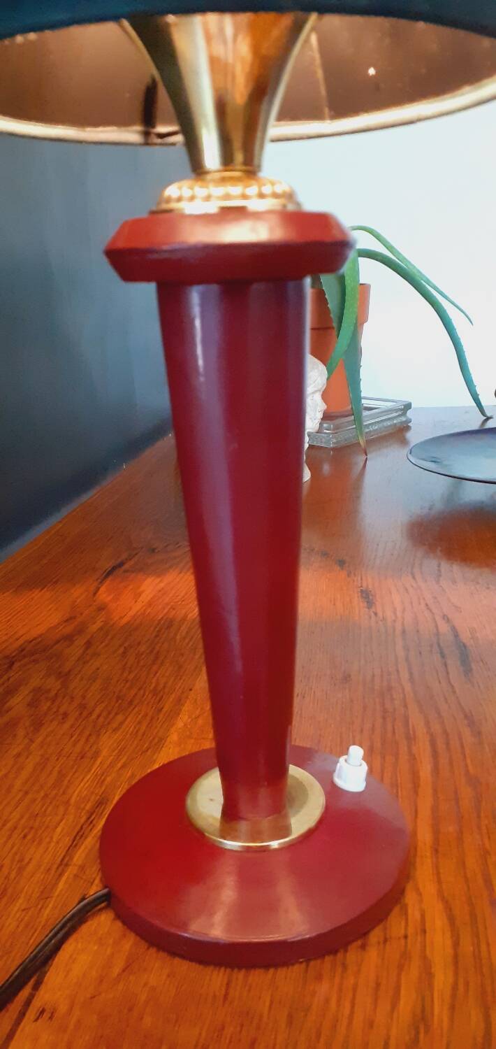 Lamp from the 40s/50s by Maison Lancel, covered in Bordeaux leather