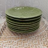 8 assiettes plates anciennes en barbotine