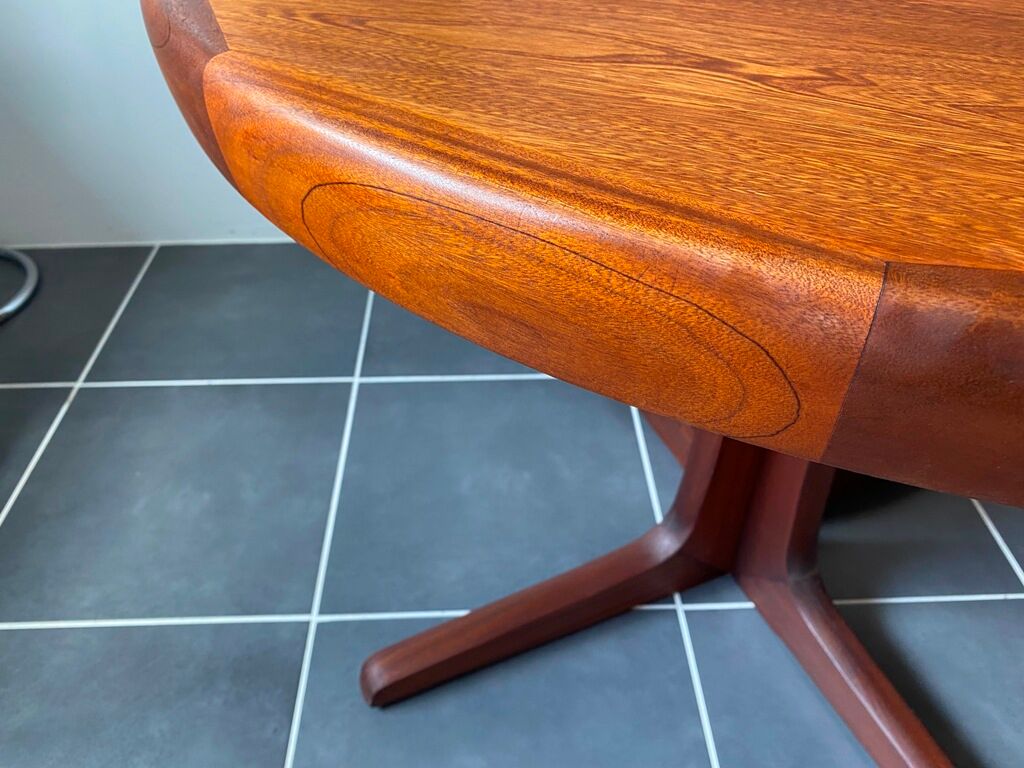 Scandinavian type extendable round table in teak and teak veneer year 1960
