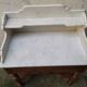 Table de toilette marbre