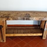 Carpenter's workbench