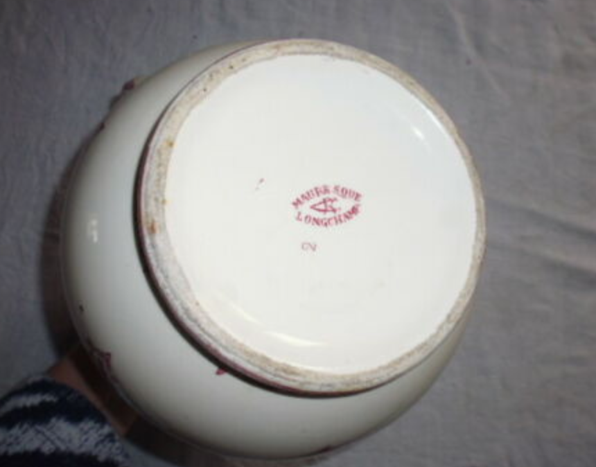 Broc or pitcher Longchamp Moorish décor pink