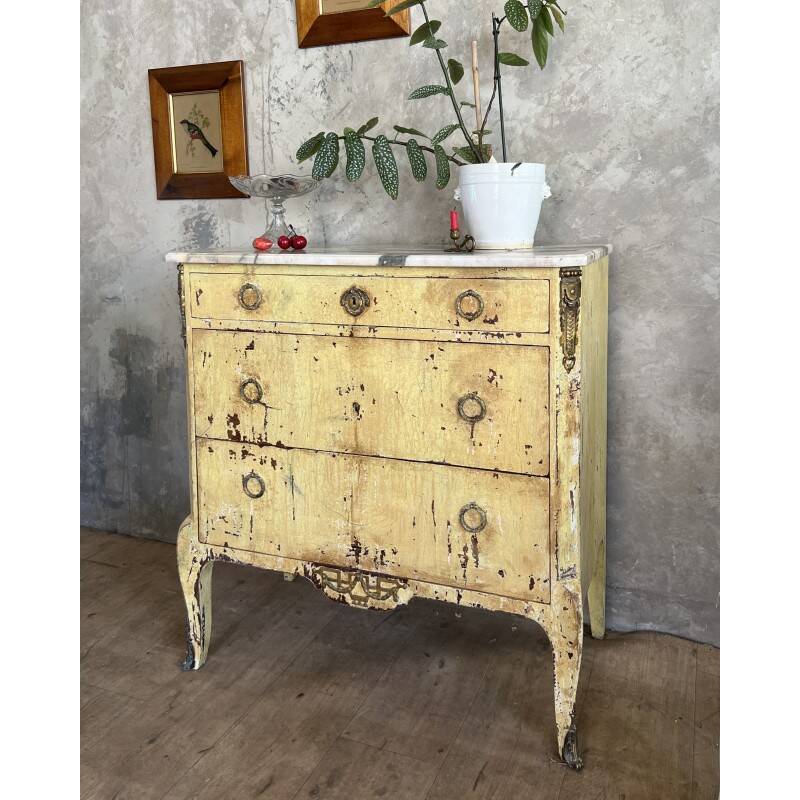 Commode patinée