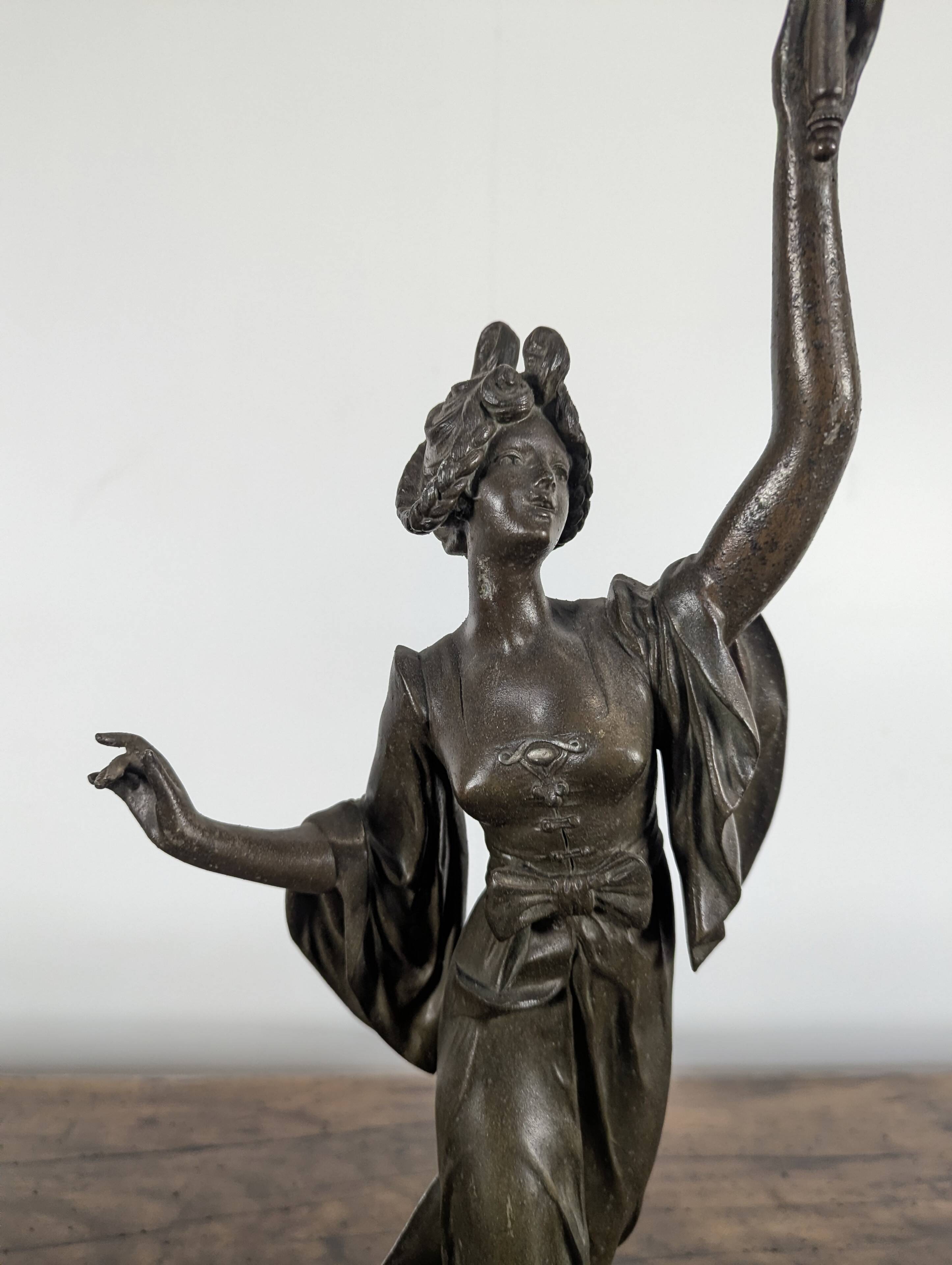 Pair of Art Nouveau oil lamps in cast iron