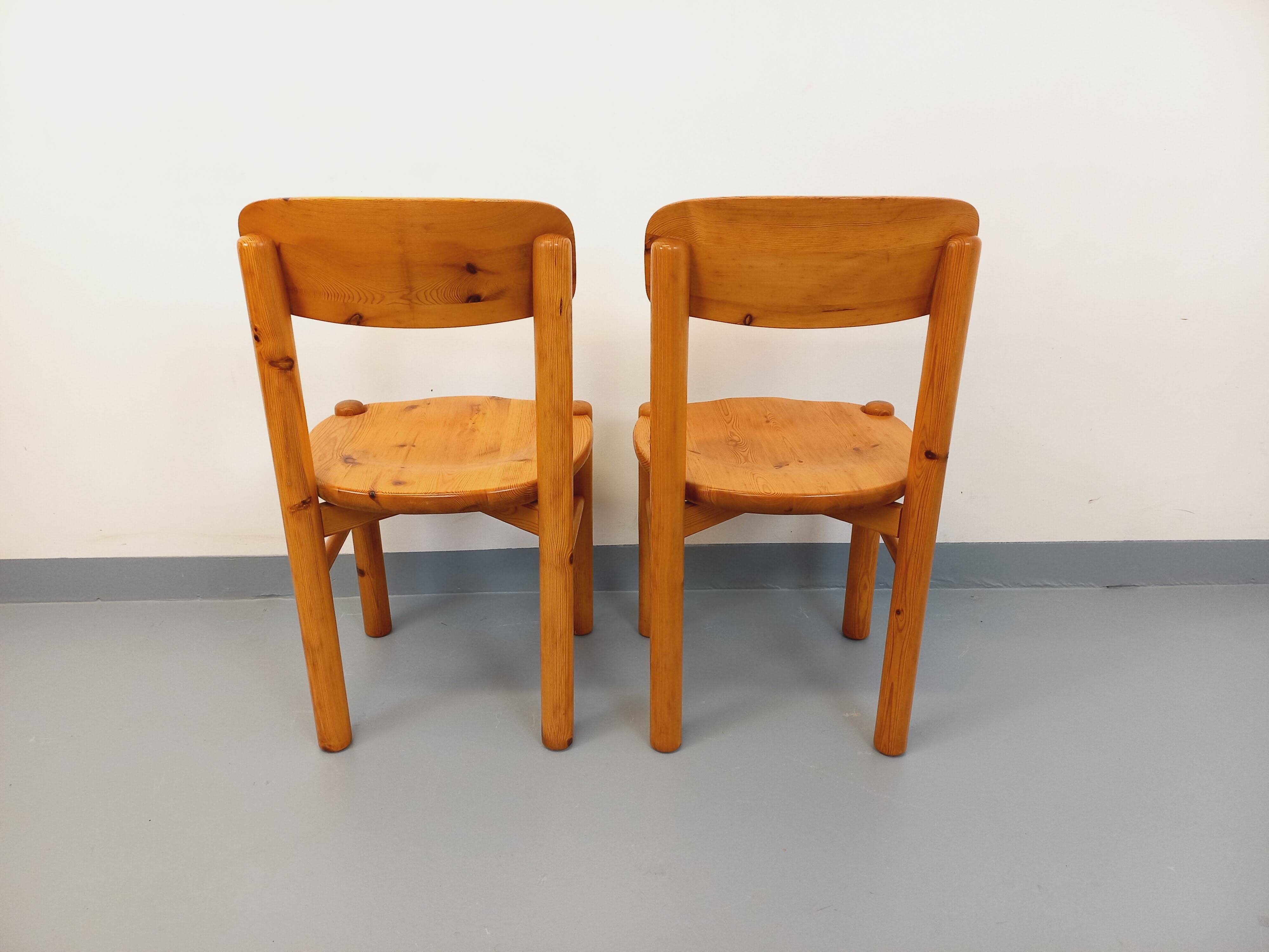 Set of 2 vintage Scandinavian chairs by Rainer Daumiller in pine from the 1960s.