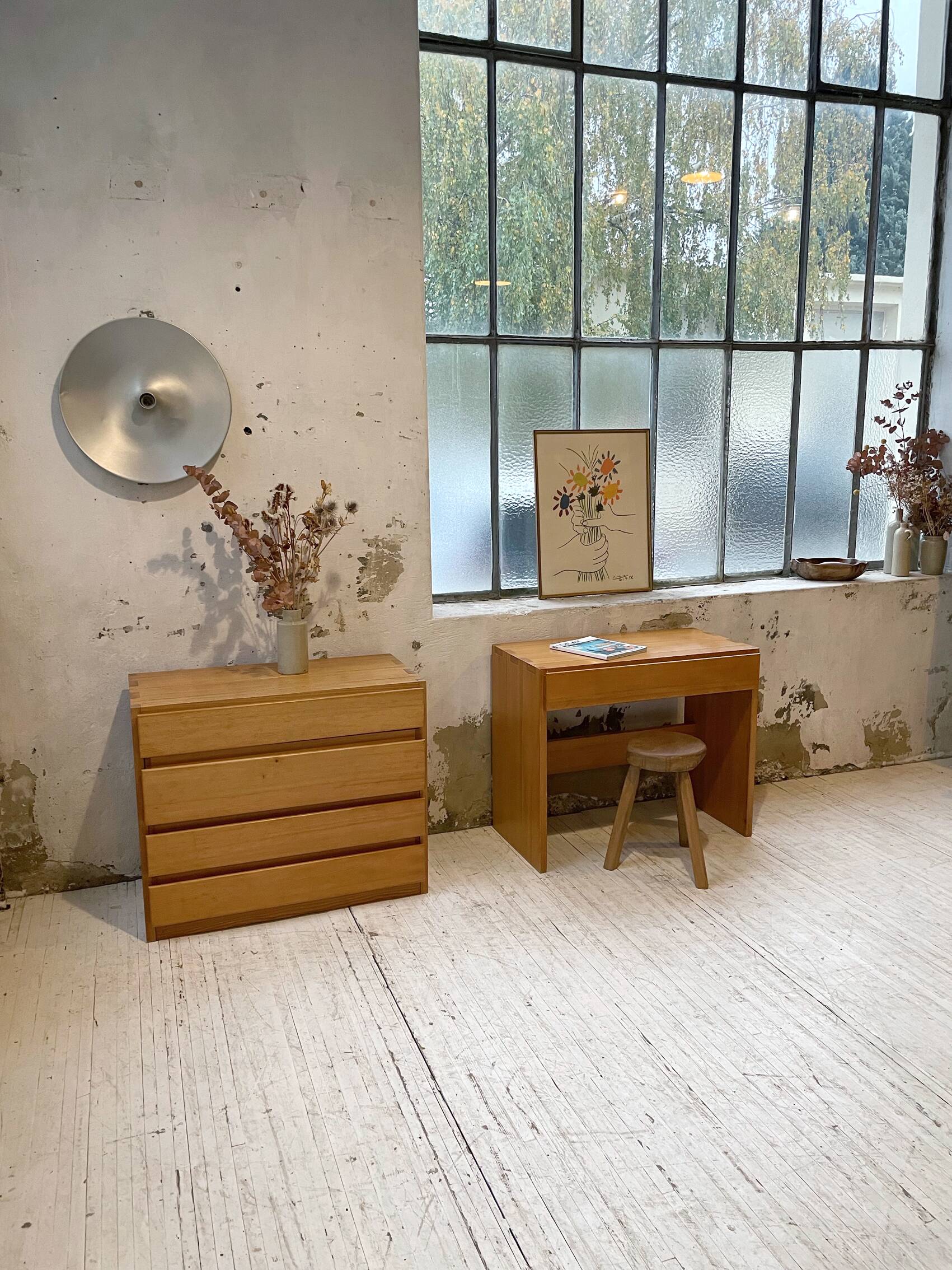 Orme Bureau Regain Savoie