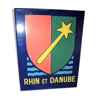 Old plate, enamelled in colour to ask or suspend