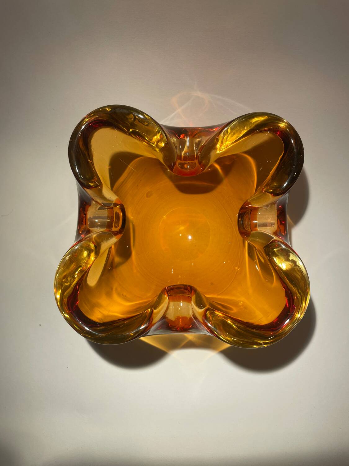 Cendrier sommerso, Murano