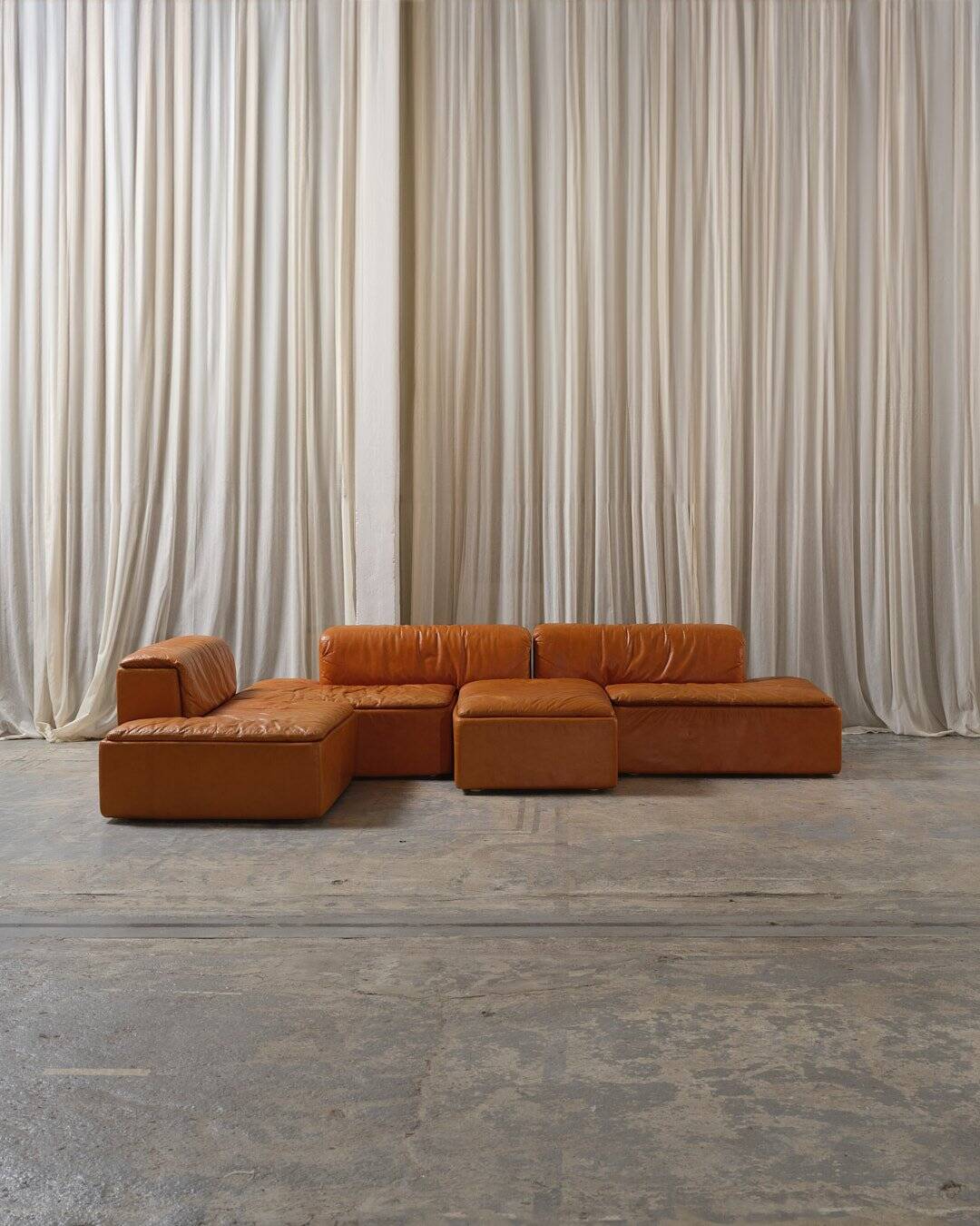 Paione modular sofa in brown leather, Claudio Salocchi, 1960s