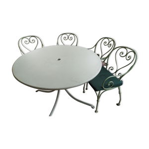 table de jardin en fer