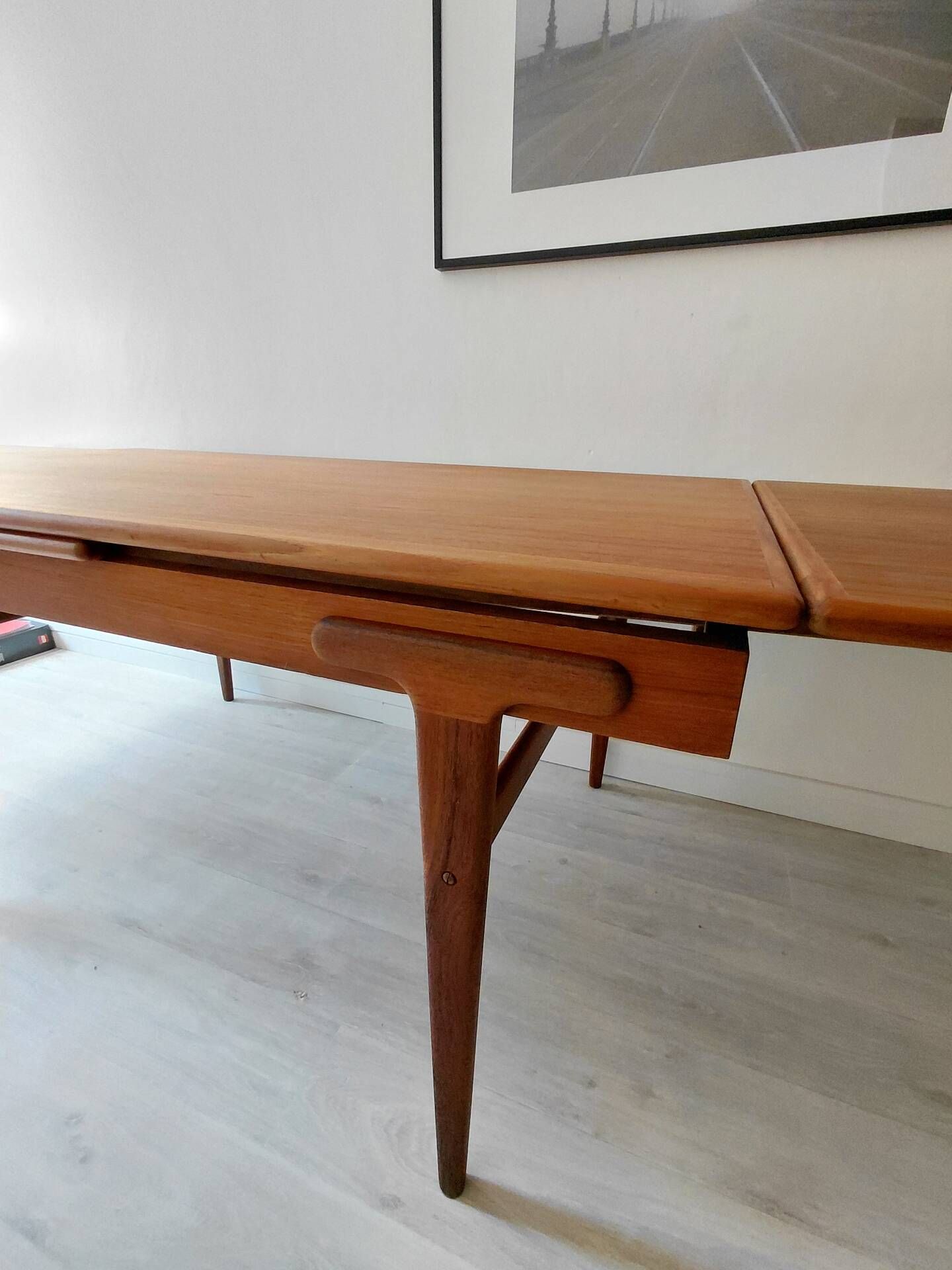 Danish dining table in teak model 83 – Gern Møbelfabrik, 1970s