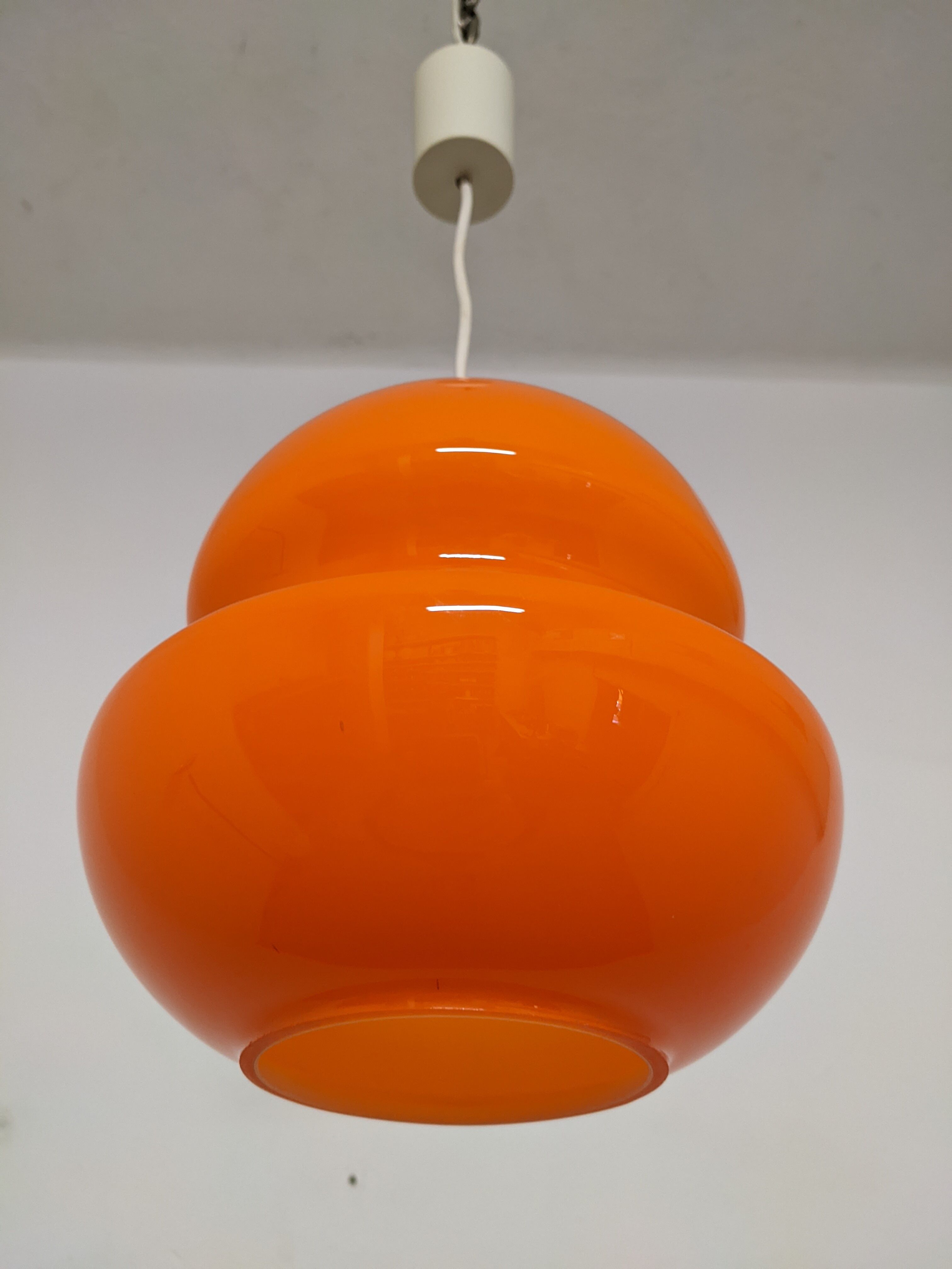 Orange opaline suspension from the 60s/70s