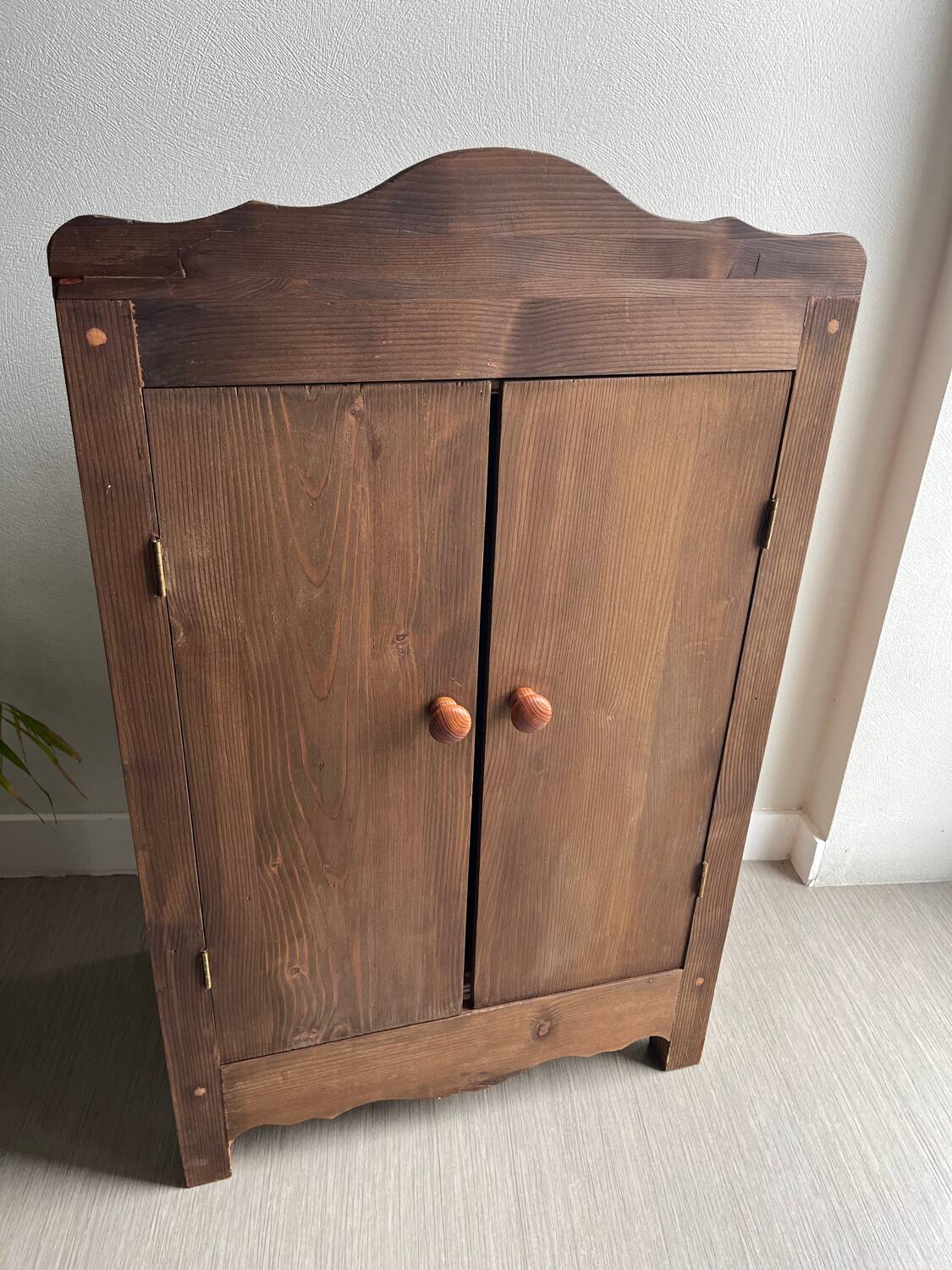 Petite armoire / buffet bois