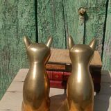 Gold-plated brass bookend cat
