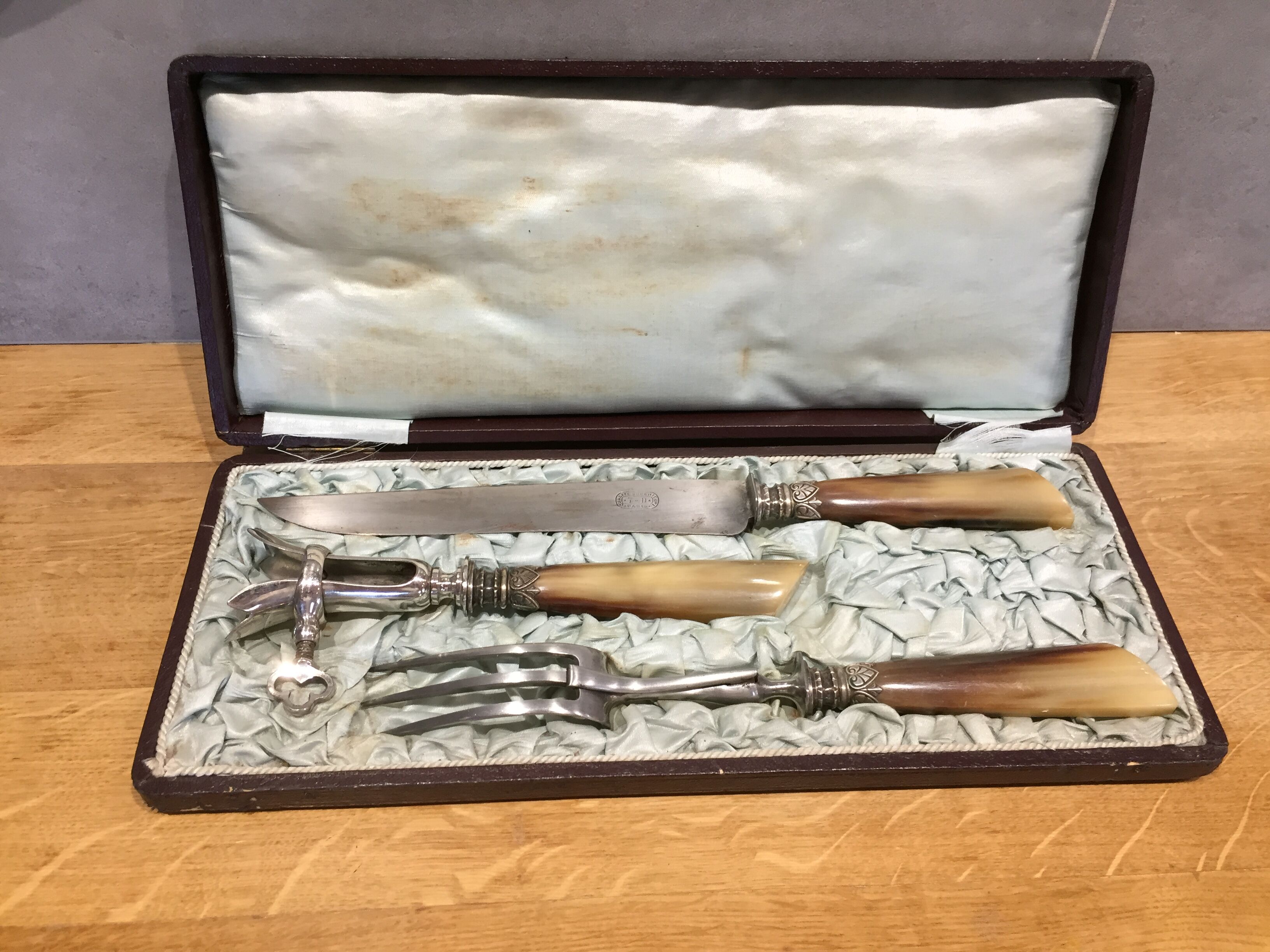 Old 3-piece cutting service