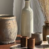 White English liqueur bottle with brown cap H27.5